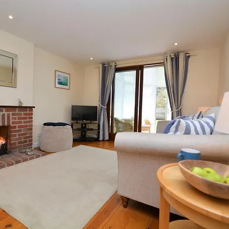 3 Bed In Bude Happy Holiday home Poughill (Cornwall)
